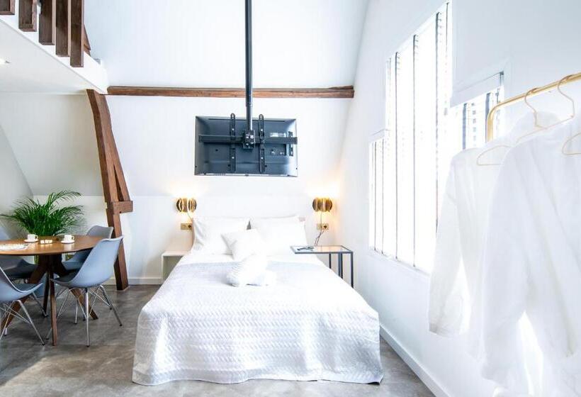 Bed and Breakfast New Family Xl Utopia Top Floor App4 Rotterdam Schiedam City Centre Central