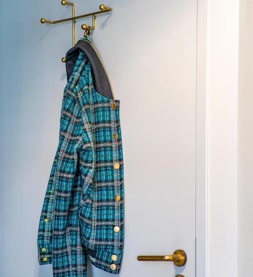 Bed and Breakfast New Family Xl Utopia Top Floor App4 Rotterdam Schiedam City Centre Central