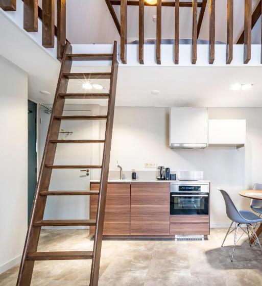 Bed and Breakfast New Family Xl Utopia Top Floor App4 Rotterdam Schiedam City Centre Central