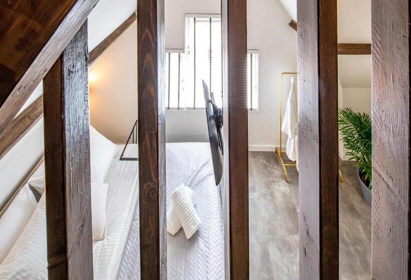 Bed and Breakfast New Family Xl Utopia Top Floor App4 Rotterdam Schiedam City Centre Central