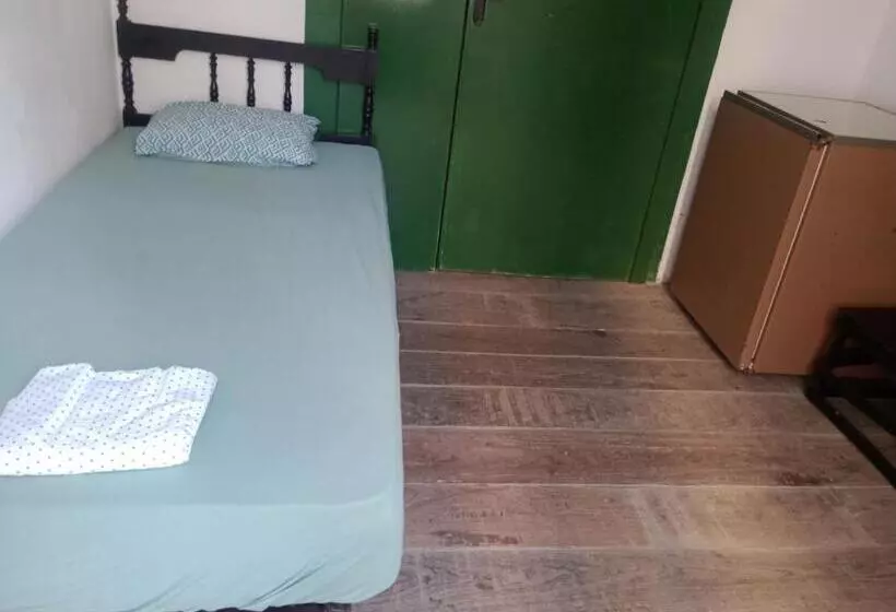 Hostel L B