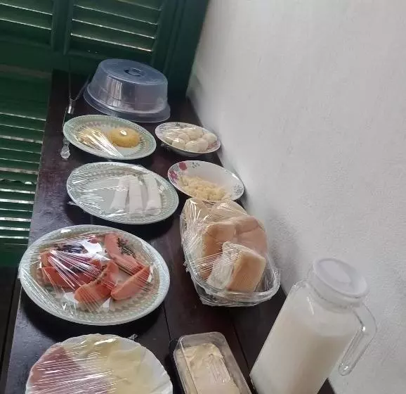 Hostel L B