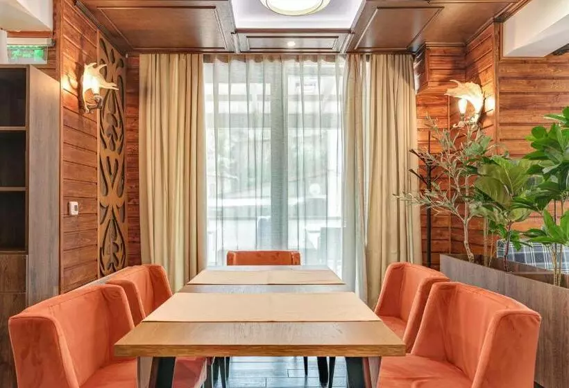 ホテル хотел чудните мостове