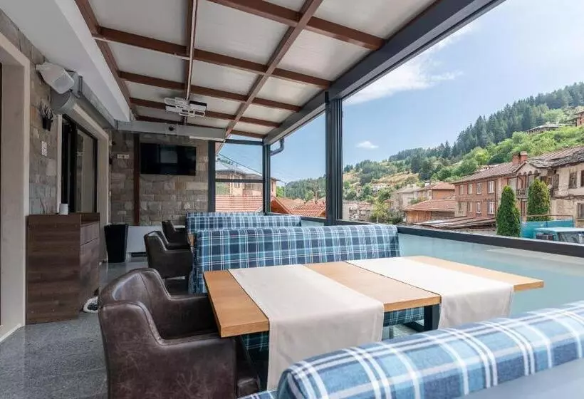 ホテル хотел чудните мостове