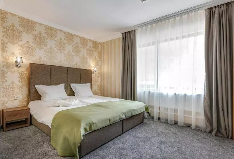 ホテル хотел чудните мостове