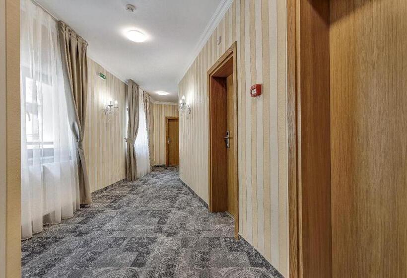 ホテル хотел чудните мостове