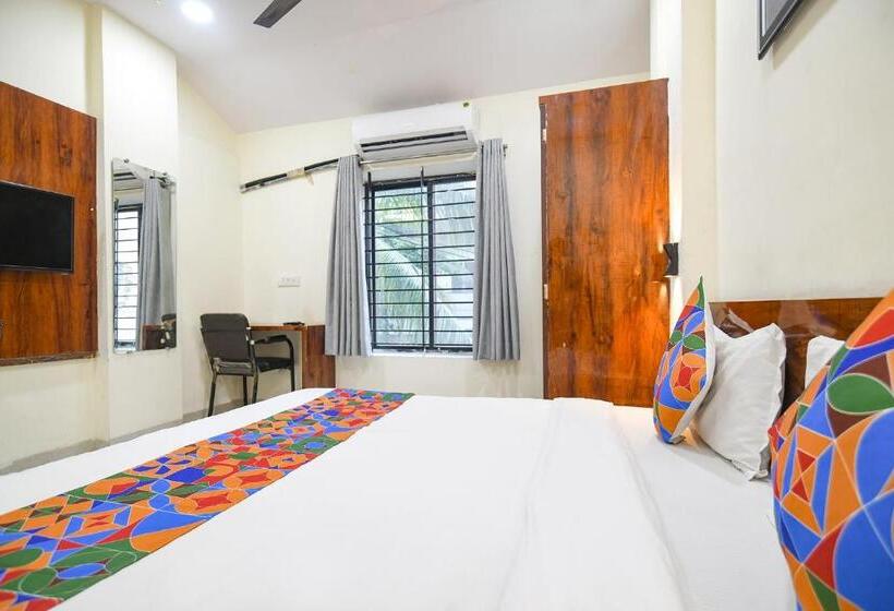 هتل Fabexpress Golden Sky