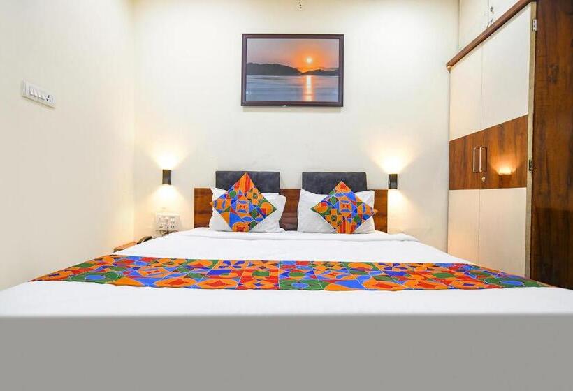 هتل Fabexpress Golden Sky