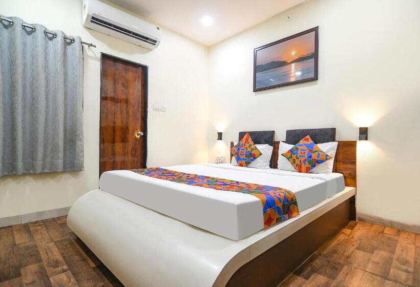 هتل Fabexpress Golden Sky