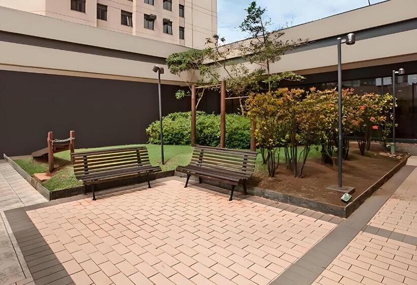 Hotel Flat Excelente Em Frente Ao Aeroporto De Congonhas H602