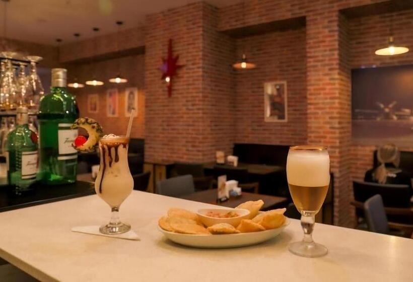 Hotel Flat Excelente Em Frente Ao Aeroporto De Congonhas H602