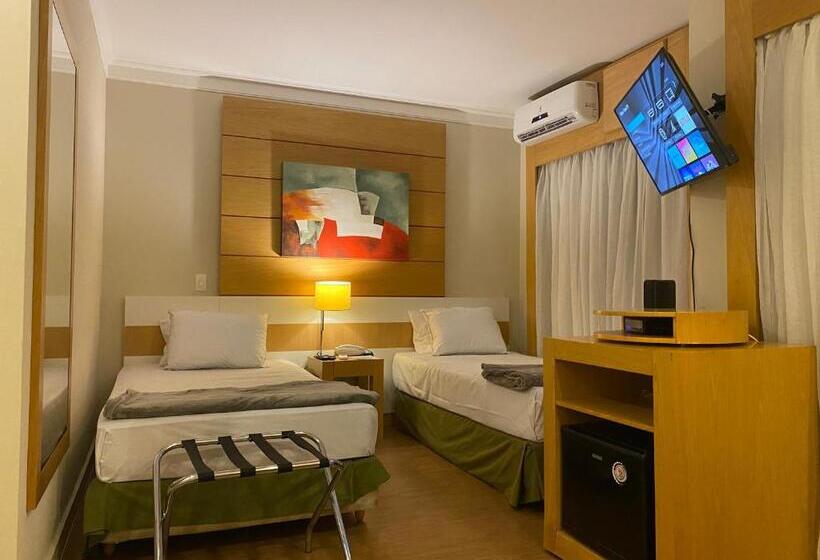 Hotel Flat Excelente Em Frente Ao Aeroporto De Congonhas H602