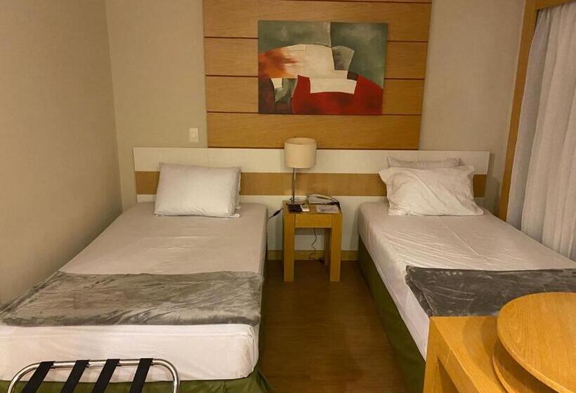Hotel Flat Excelente Em Frente Ao Aeroporto De Congonhas H602