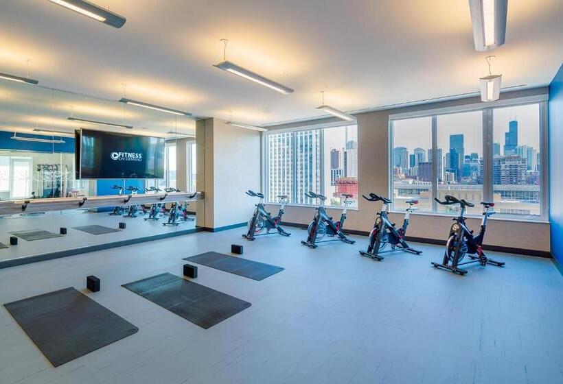 فندق Level Chicago Old Town