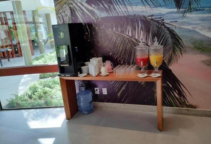 هتل Mana Beach Experience