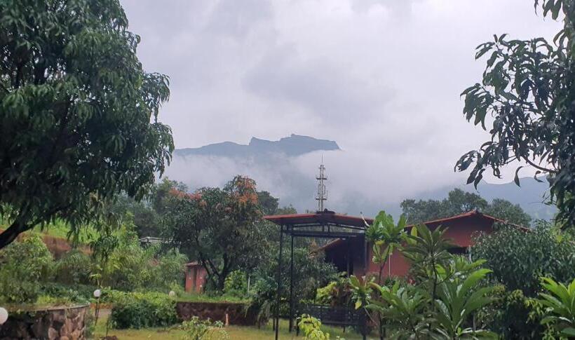 Отель The Kille Torna Resort