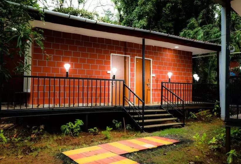 Hotelli The Kille Torna Resort