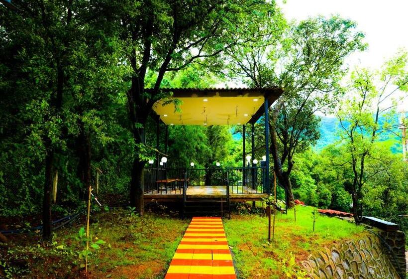 Отель The Kille Torna Resort