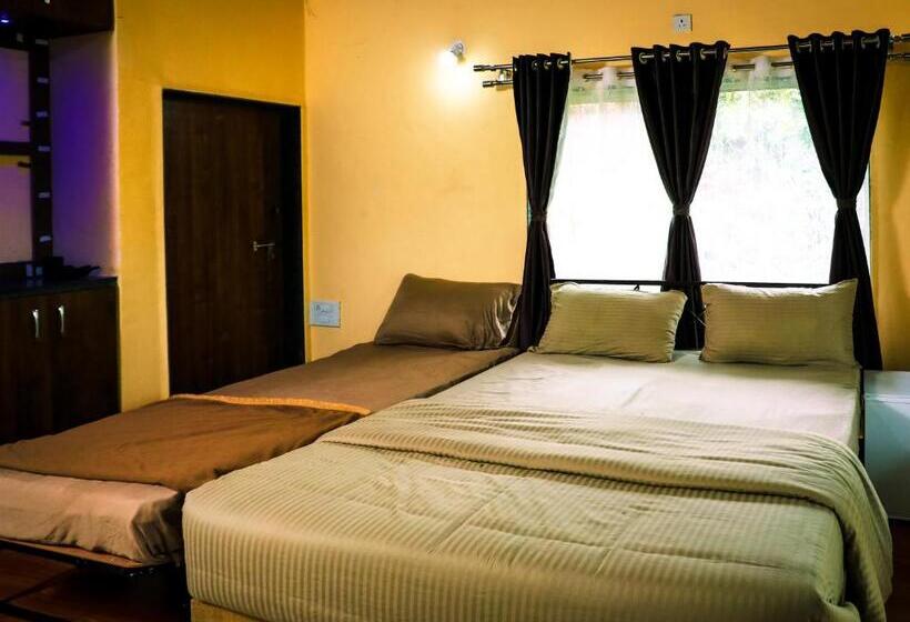 Отель The Kille Torna Resort