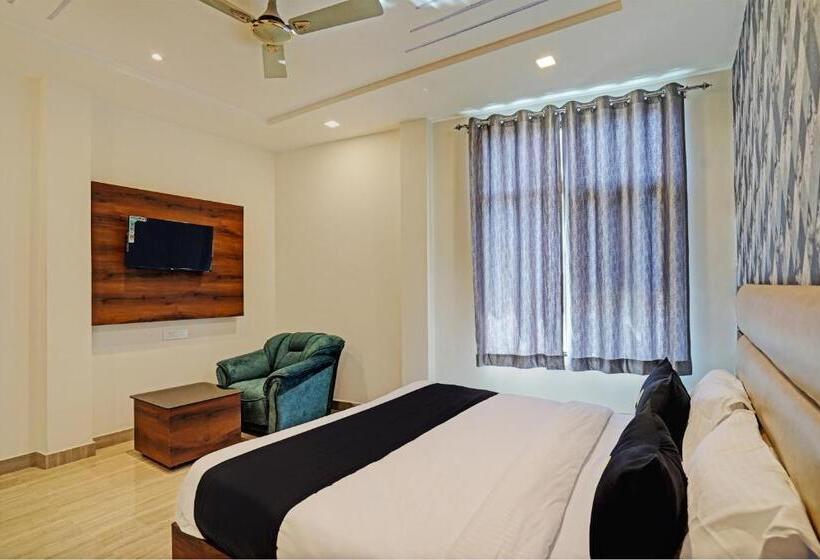 Fabhotel Relax Inn I