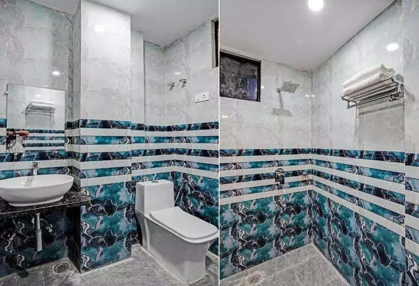 Fabhotel Relax Inn I