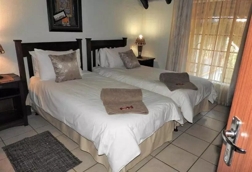 Aamiaismajoitus (B&B) Mispel House Self Catering Holiday Accommodation