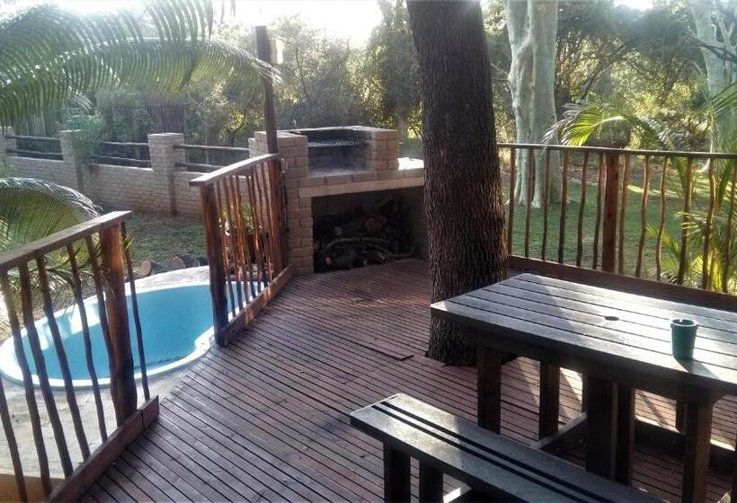 تختخواب و صبحانه Mispel House Self Catering Holiday Accommodation