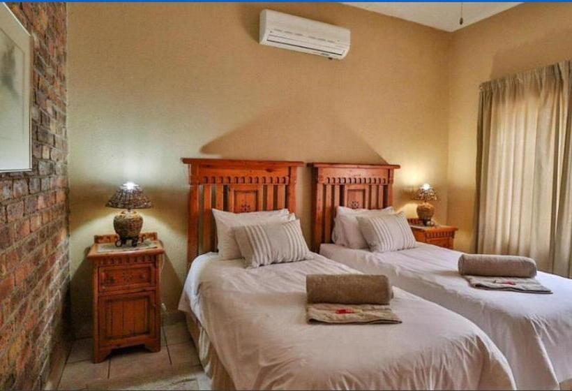 تختخواب و صبحانه Mispel House Self Catering Holiday Accommodation