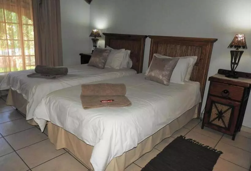 Aamiaismajoitus (B&B) Mispel House Self Catering Holiday Accommodation