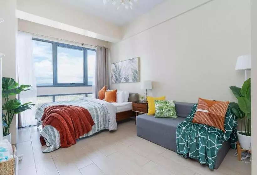 Omp T1 6h, Free Beach & Pool Access, Near Airport, Fast Wifi, Netflix