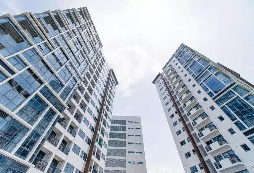 Omp T1 6h, Free Beach & Pool Access, Near Airport, Fast Wifi, Netflix