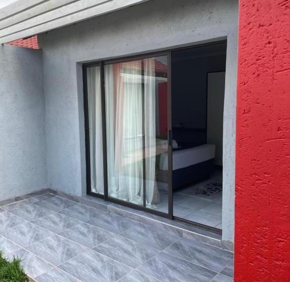 Pensão 473 On Cliff