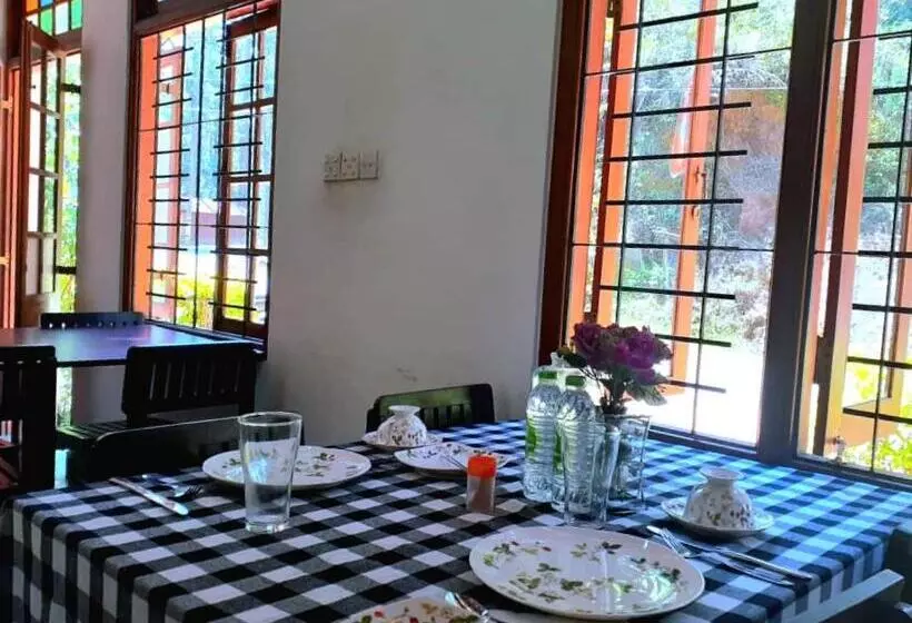 Majatalo Green Shade Resort & Haritha Sewana