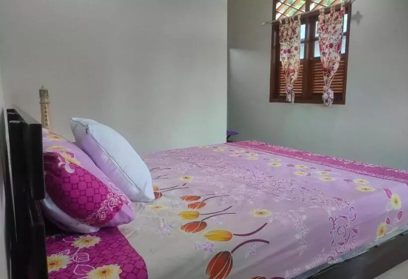 Majatalo Homestay Melty Aprianti Tanjong Tinggi