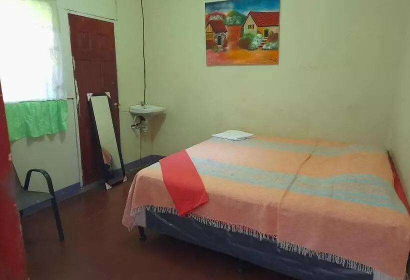 پانسیون Hostal Rabagu