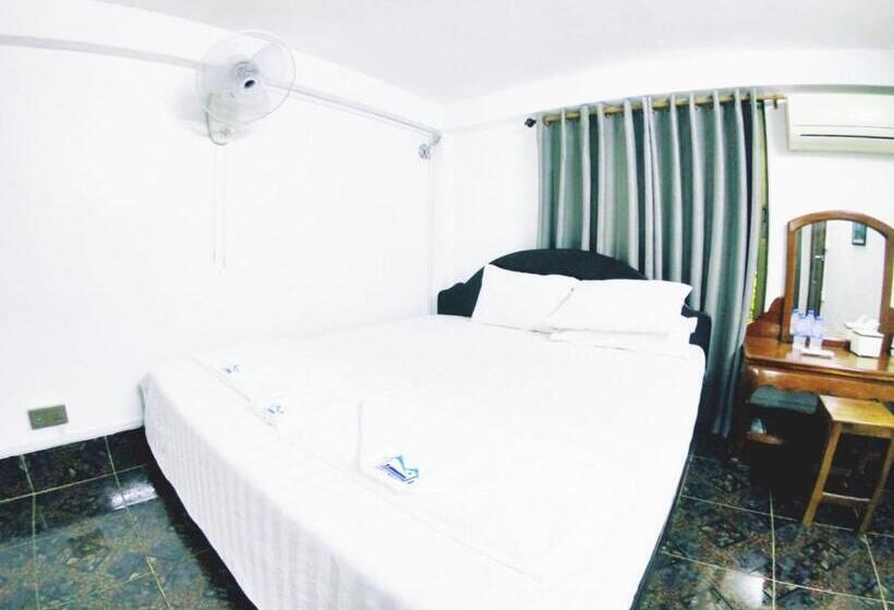 پانسیون Sarah Guesthouse