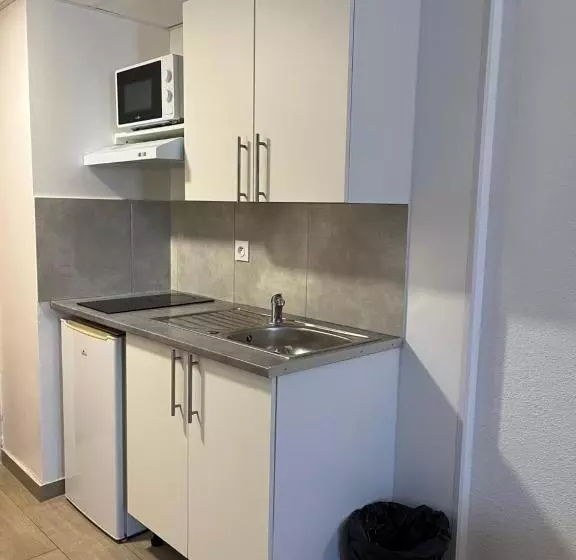 Resid Artel