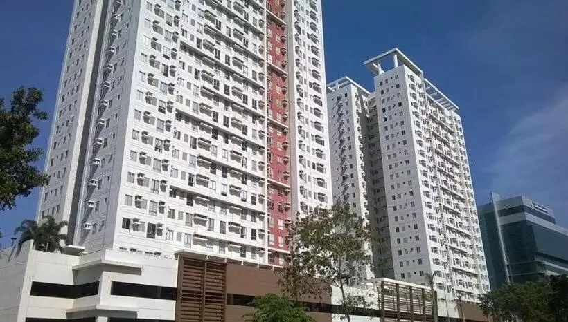 Urban Retreat At Avida Tower