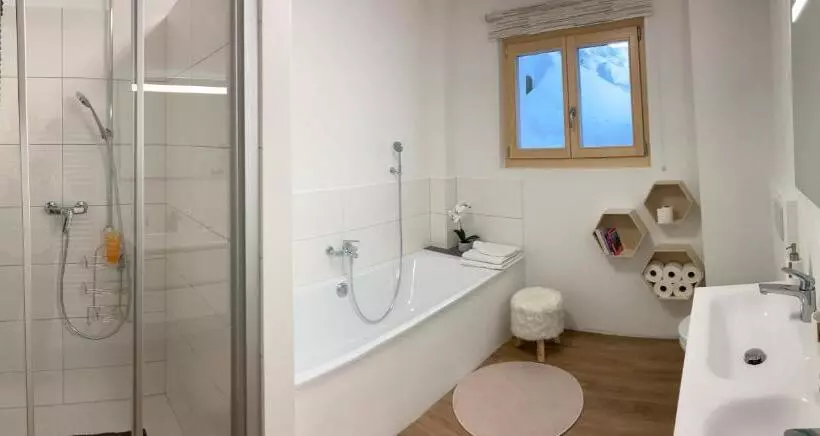 Aamiaismajoitus (B&B) Le Lézard Et La Grenouille Bnb