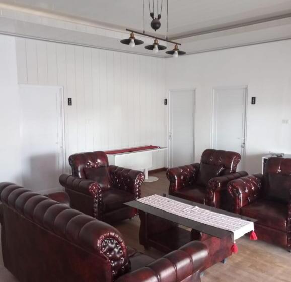 هتل Athallah Homestay Syariah