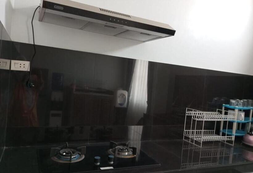 هتل Athallah Homestay Syariah