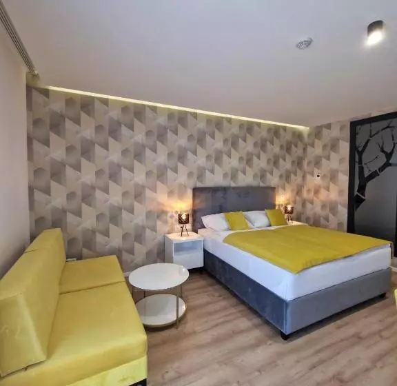 هتل Gold Jet Bihać