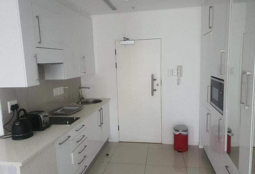 Hotel Itowers Studio Suite