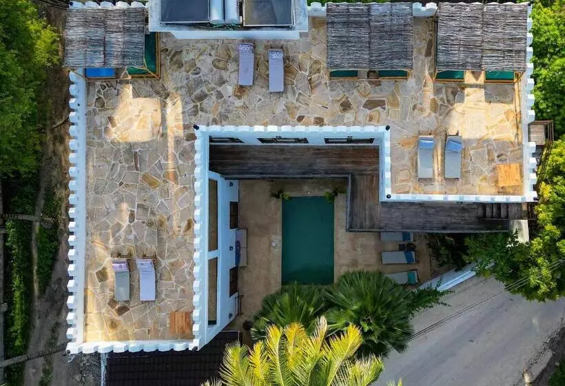 Hotelli Kholle Villa