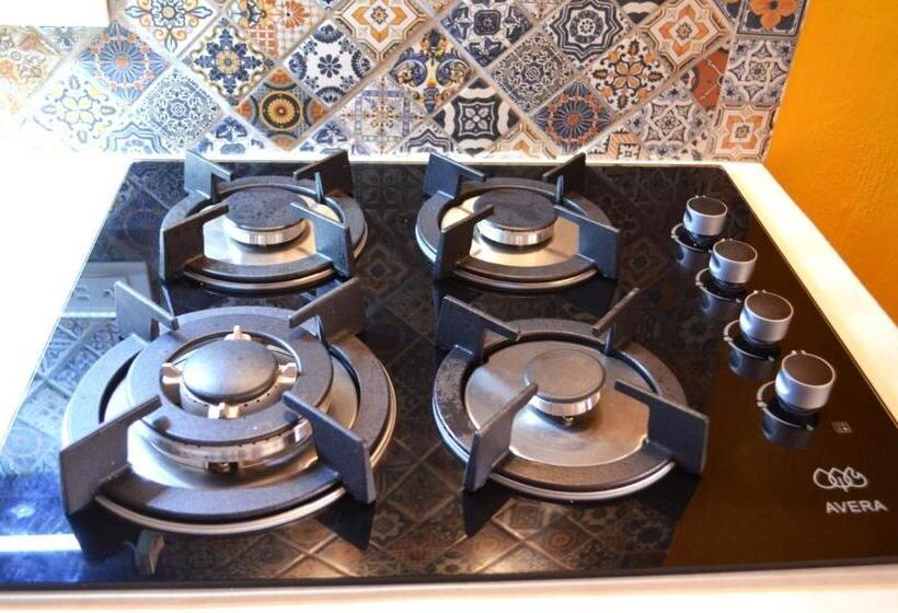 فندق Le Chat Noir By Rotamundos