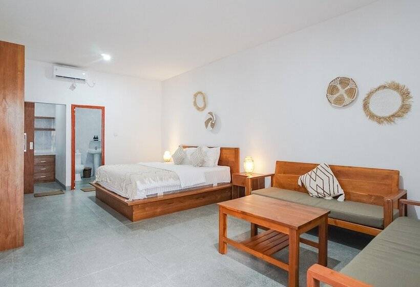 Отель Maisaba Coliving Cempaka