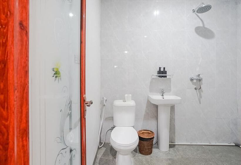 Отель Maisaba Coliving Cempaka