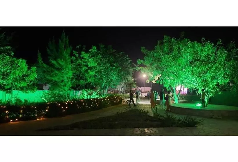 ホテル Omkar Farm House, Bhuj