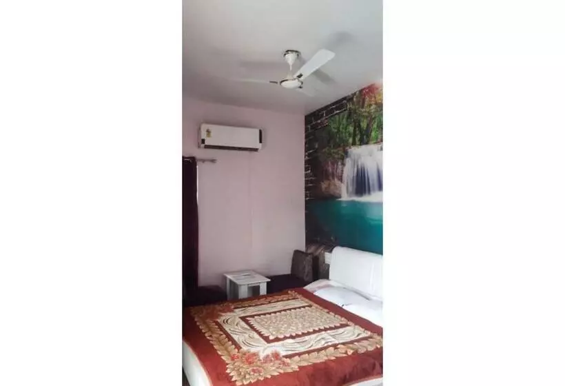 ホテル Omkar Farm House, Bhuj