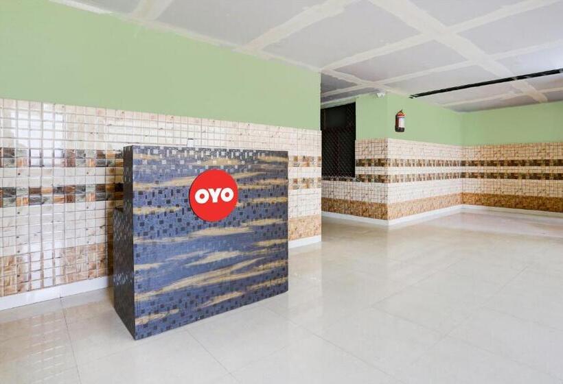 Отель Oyo Flagship Royal